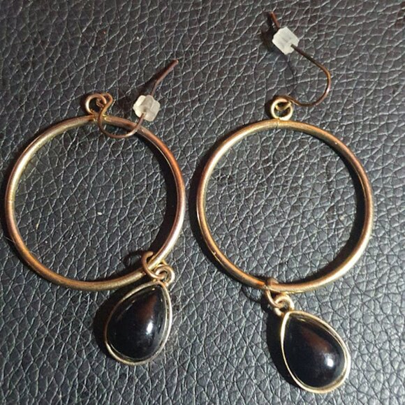 Gold tone Hoop Earrings - Picture 1 of 1